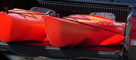 The Best Way to Carry a Canoe on a Pickup Truck | eHow