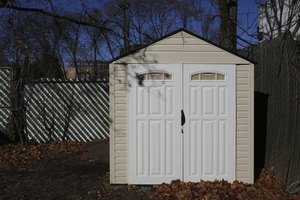 How to Paint a Garden Shed | eHow