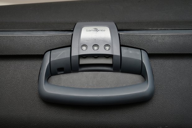 samsonite suitcase lock broken