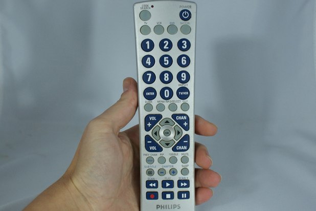 How to Set a Phillips Universal Remote