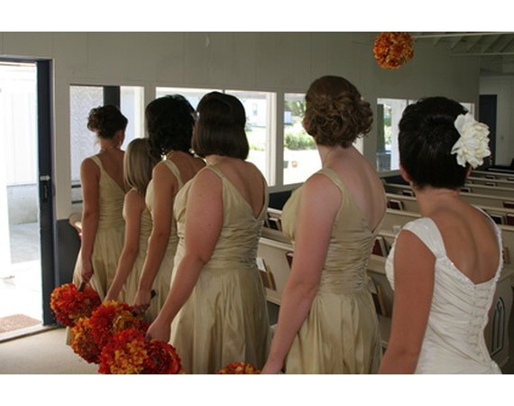 Sexy Hairstyles for the Maid of Honor