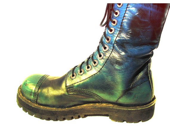 How to Polish New Boots