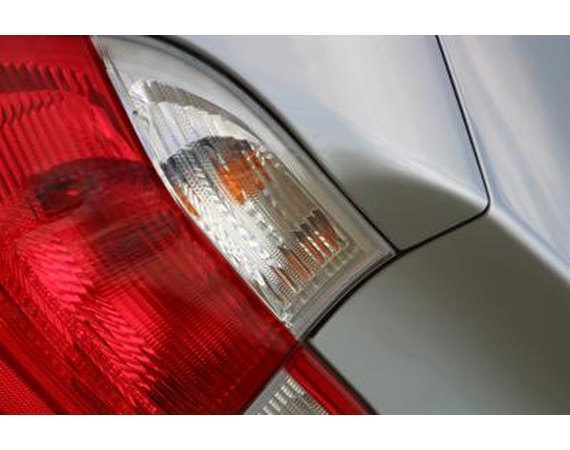 How to Remove the Tail Light Lens in a 2001 Honda Civic