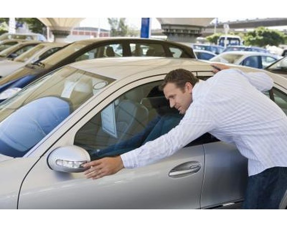 How to Buy a Leased Vehicle After a Lease Is Completed