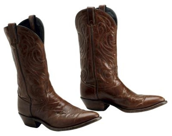 How to Embellish Western Boots