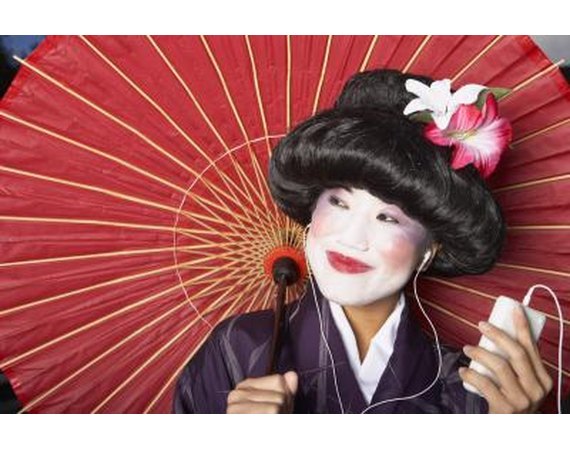 Step-by-Step Geisha Hairdo