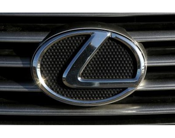 Specifications on a 2002 Lexus IS 300 Coupe