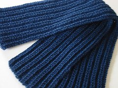 How to Knit a Scarf for a Man thumbnail