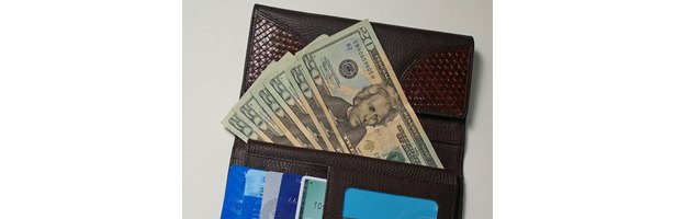 How to Send Money Online Using My American Express Card thumbnail