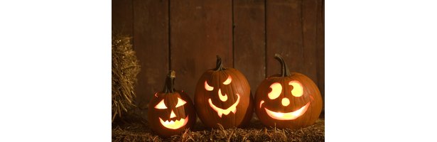 Halloween Ideas for Pubs | eHow