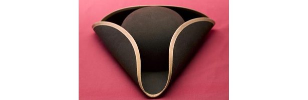 how-to-make-a-tricorn-hat-out-of-felt-8-steps-ehow