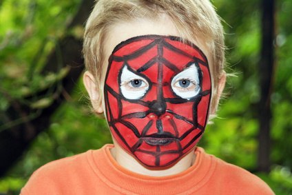 Spiderman Birthday Cakes on Spiderman Birthday Parties Are Very Popular  And Decorating Is Easy