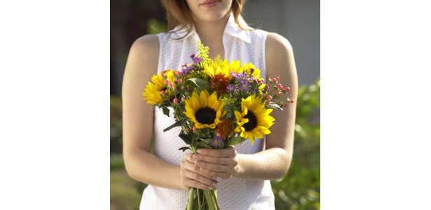 informal wedding flowers online