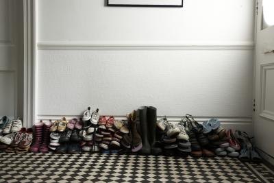  Shoe Repair on Diy Shoe Rack For Lots Of Shoes In A Small Closet   Ehow Com