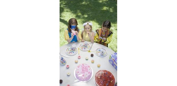 Craft Ideasyear Olds on Year Old Girl Party Crafts   Ehow Com
