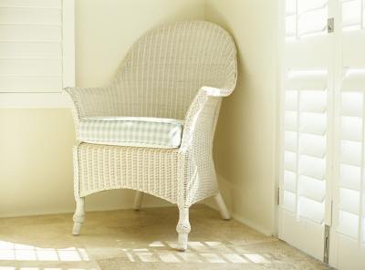  Identify Antique Furniture on How To Fix Antique Rattan Furniture   Ehow Com
