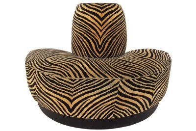 Zebra Bedroom Furniture on Red Animal Print Bedroom Ideas   Ehow Com