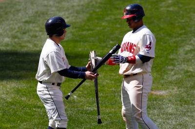 mlb bat boy