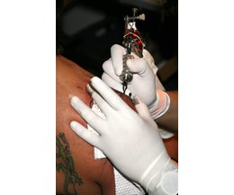 Tattoos are easy to get and more difficult to remove. (Photo: tatuaje ...