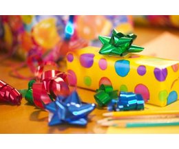 Birthday presents. (Photo: Thinkstock Images/Comstock/Getty Images)