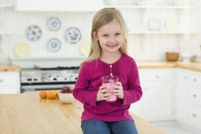 Symptoms of a Toddler Milk Allergy | eHow