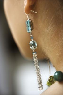 How to Make Your Earrings Sparkle