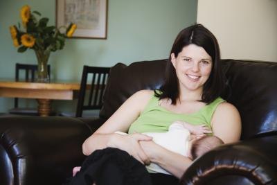 How to Make a Nursing Sling for an Infant