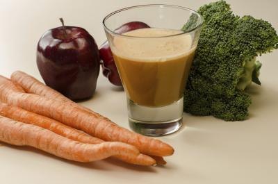 Juicing can help you shed unwanted belly weight.