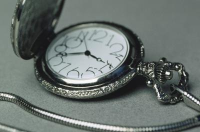 How to Convert a Pocket Watch to a Locket
