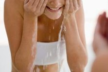 Clean your skin regularly with a cleanser containing salicylic acid to remove buildup and minimize pores.