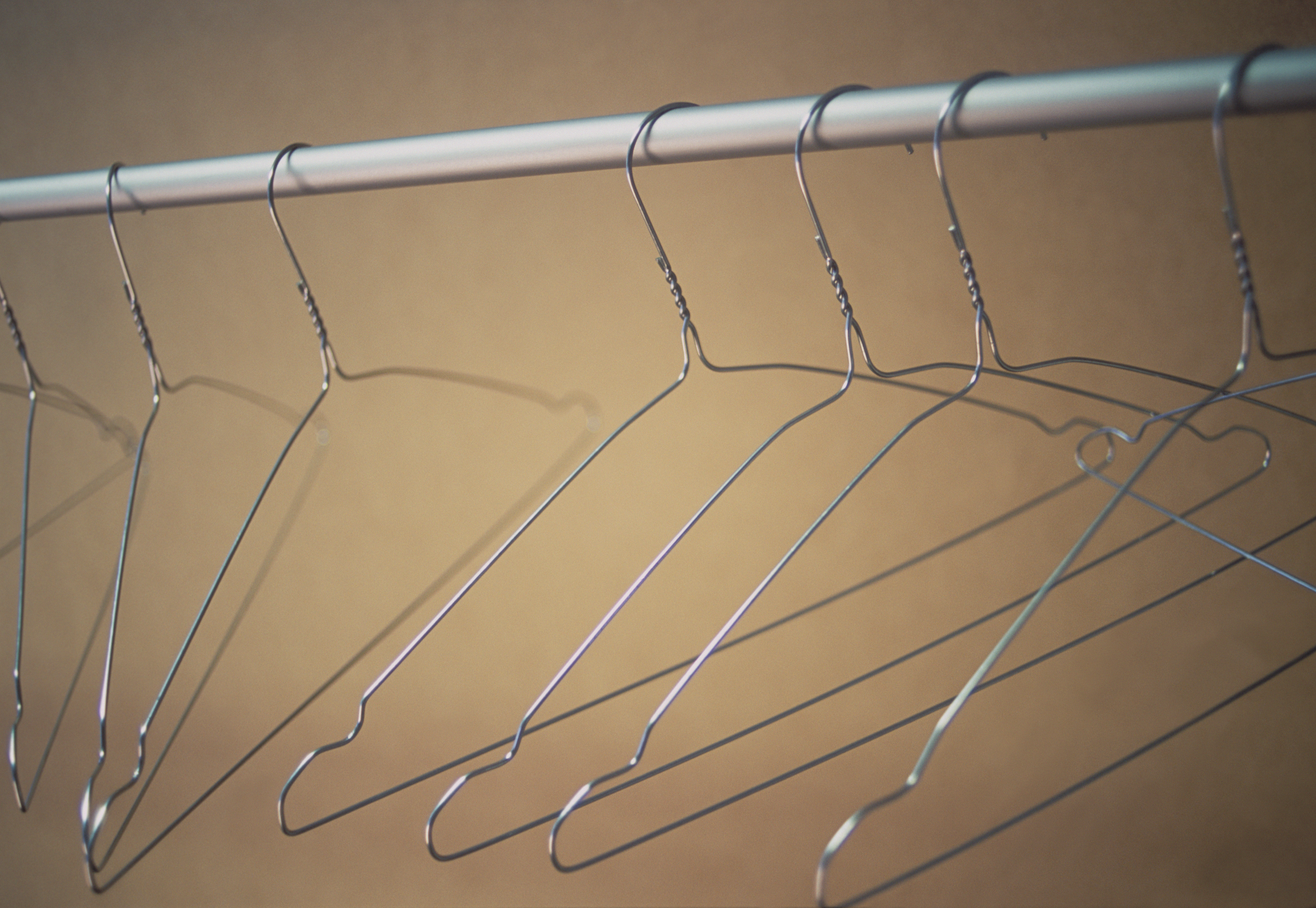 10 Smart Ways to Use Wire Hangers