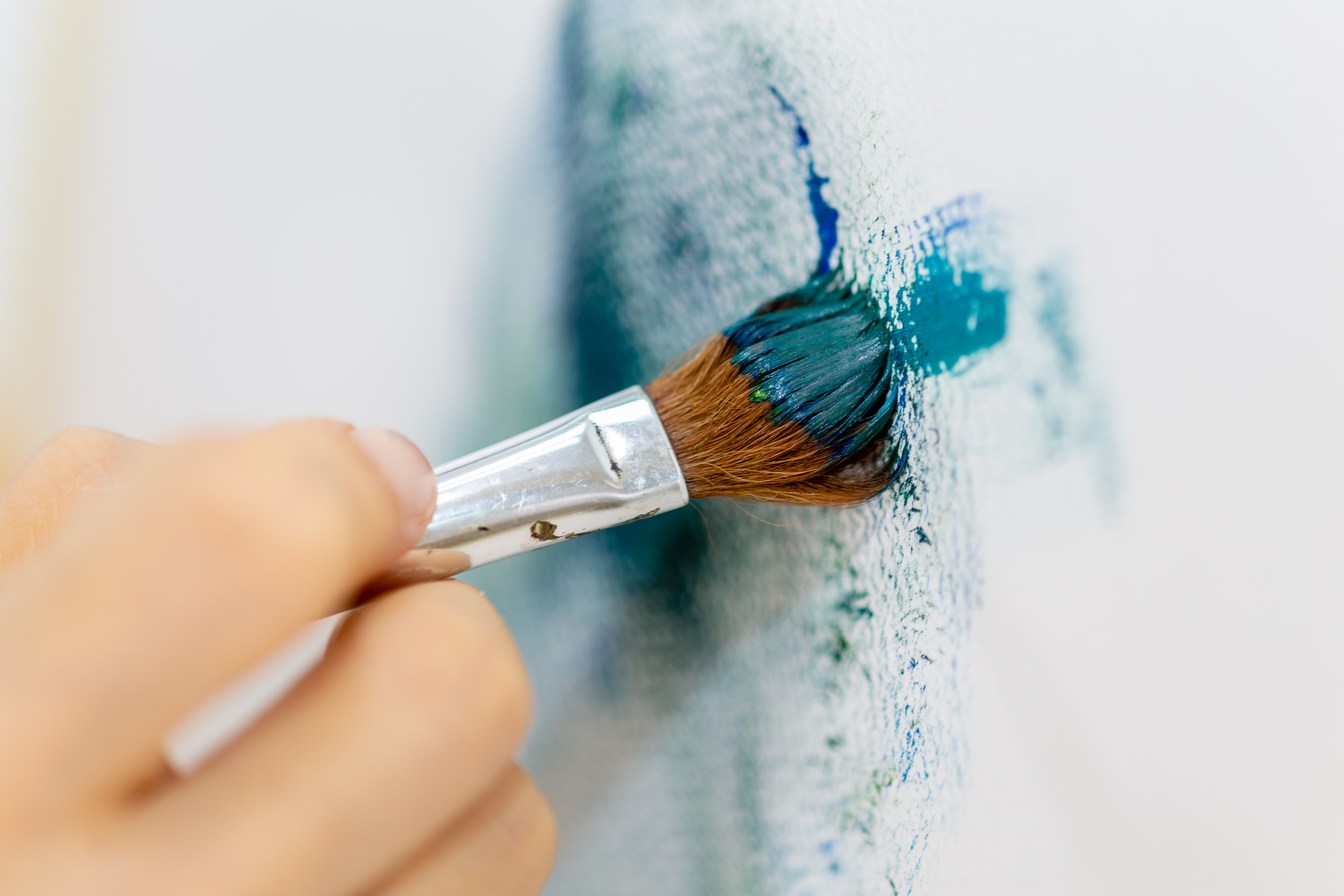 How to Remove Acrylic Paint From Canvas
