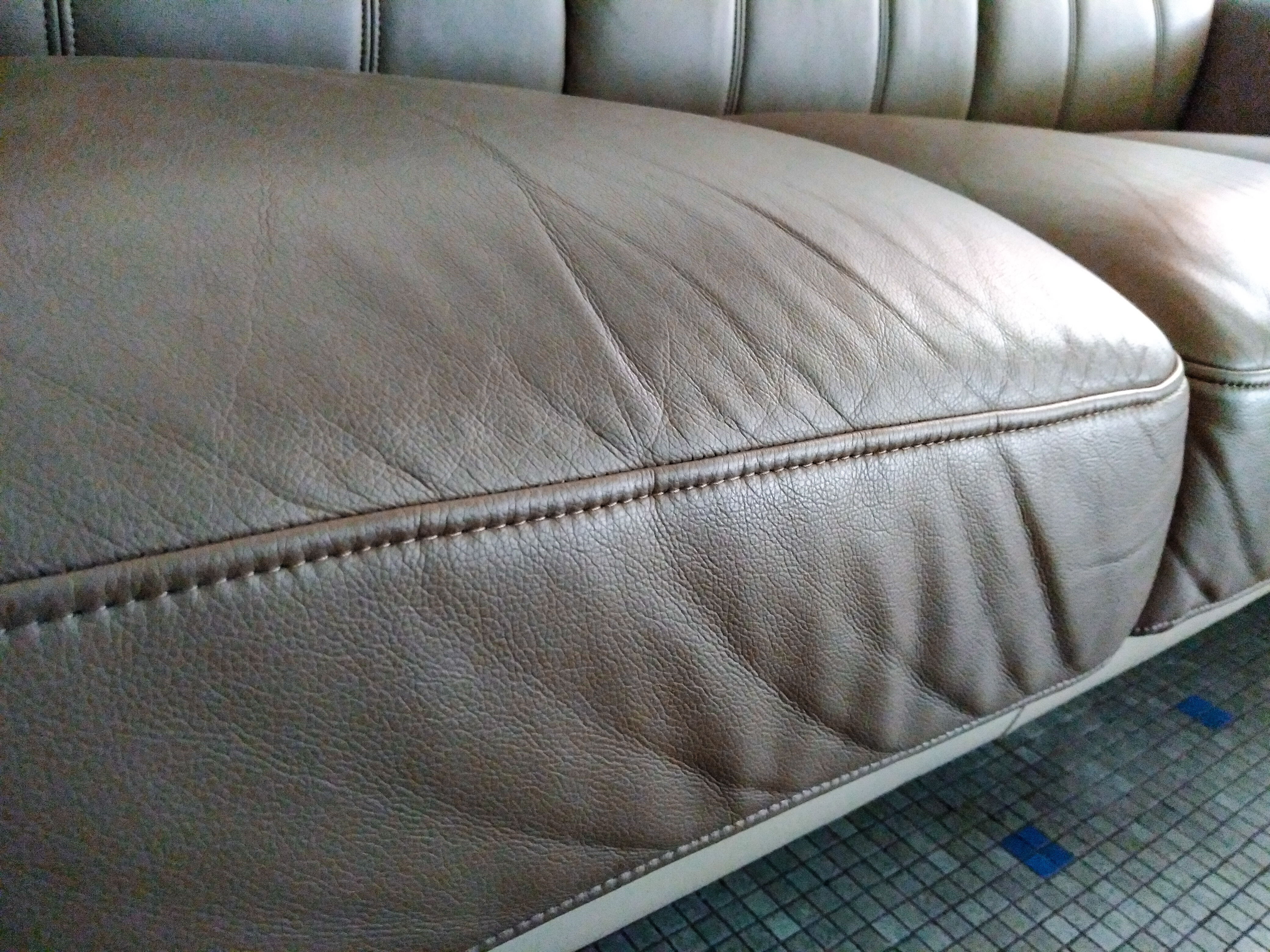 How to Reupholster an Old Ugly Couch