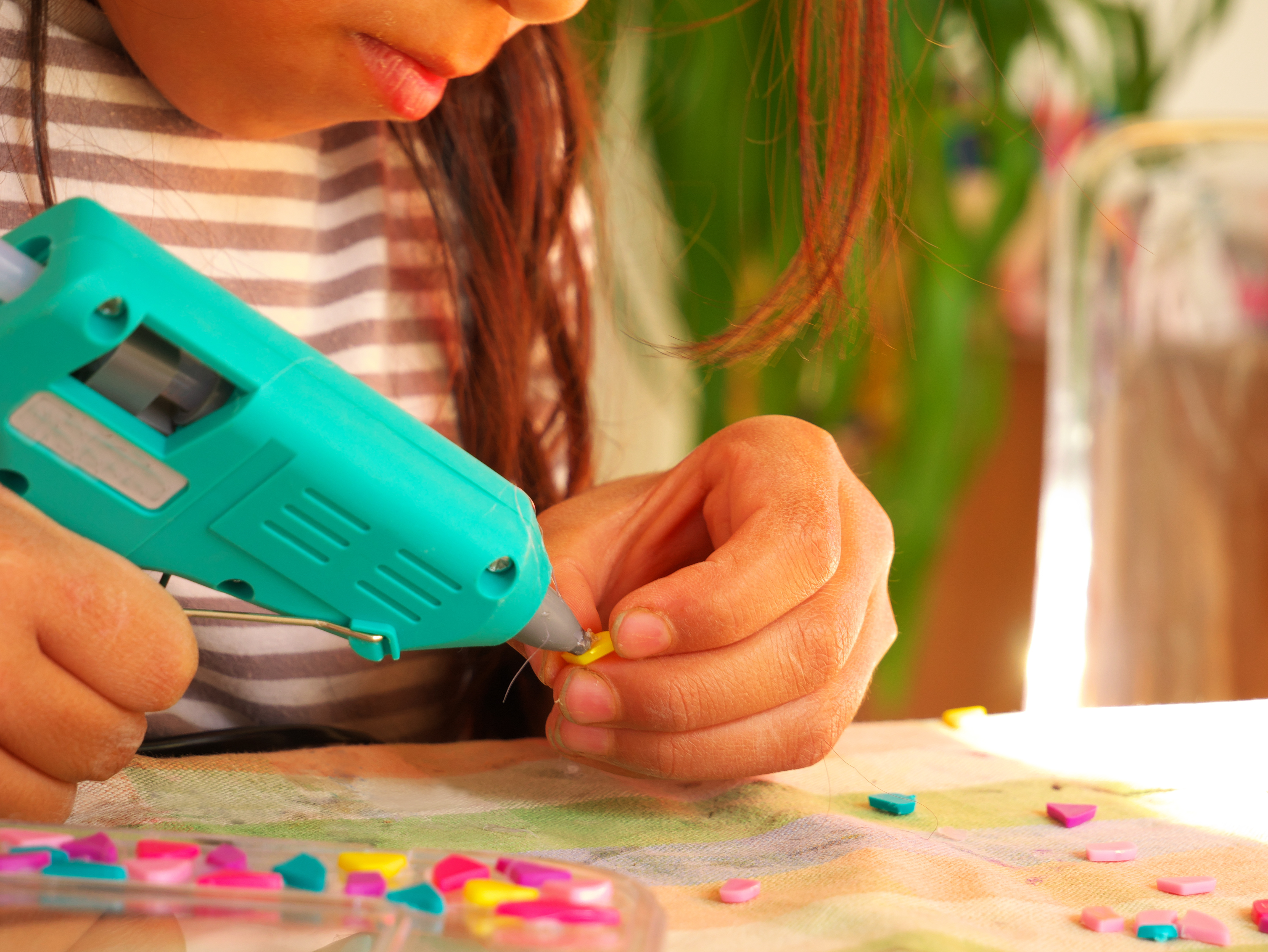 The Best Hot Glue Gun for Crafts * Moms and Crafters