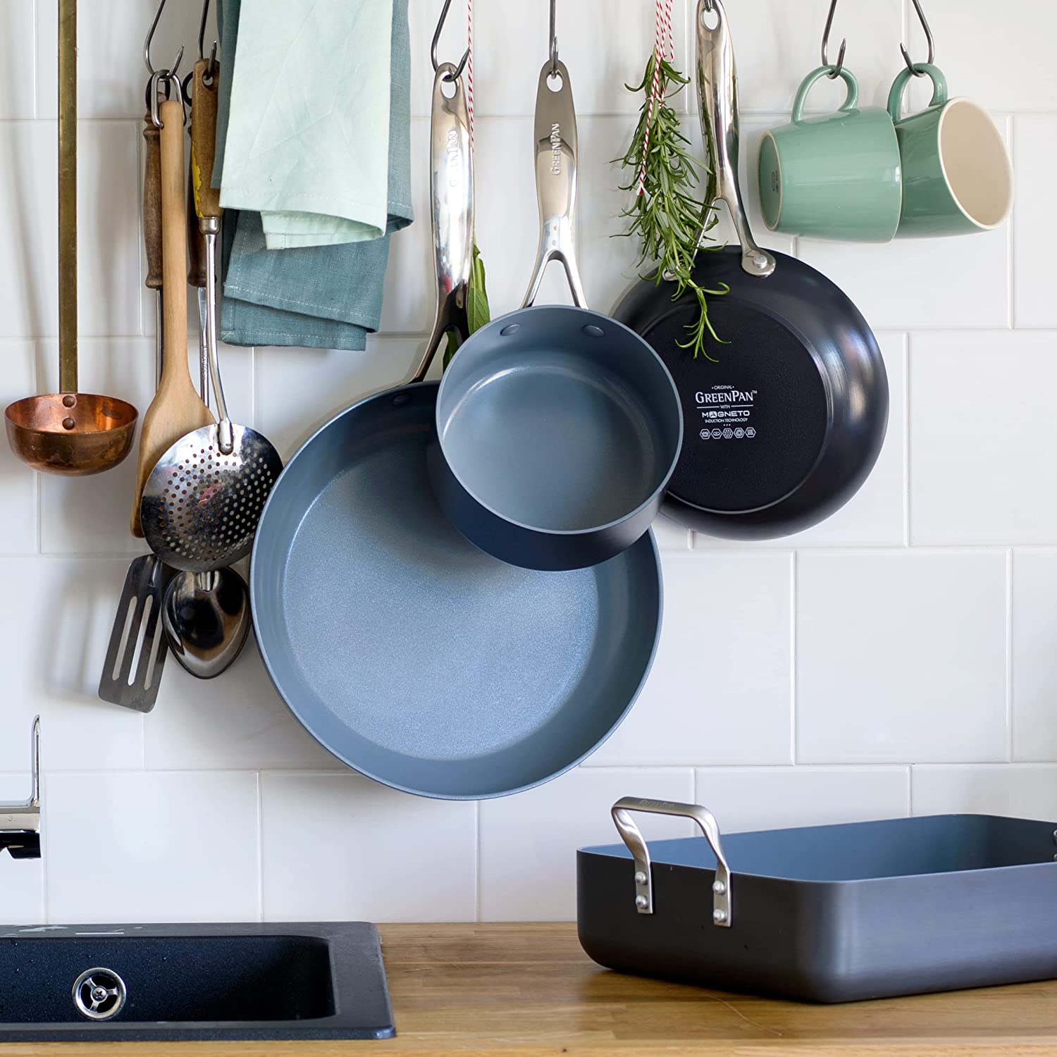 The Best Ceramic Cookware Sets in 2022