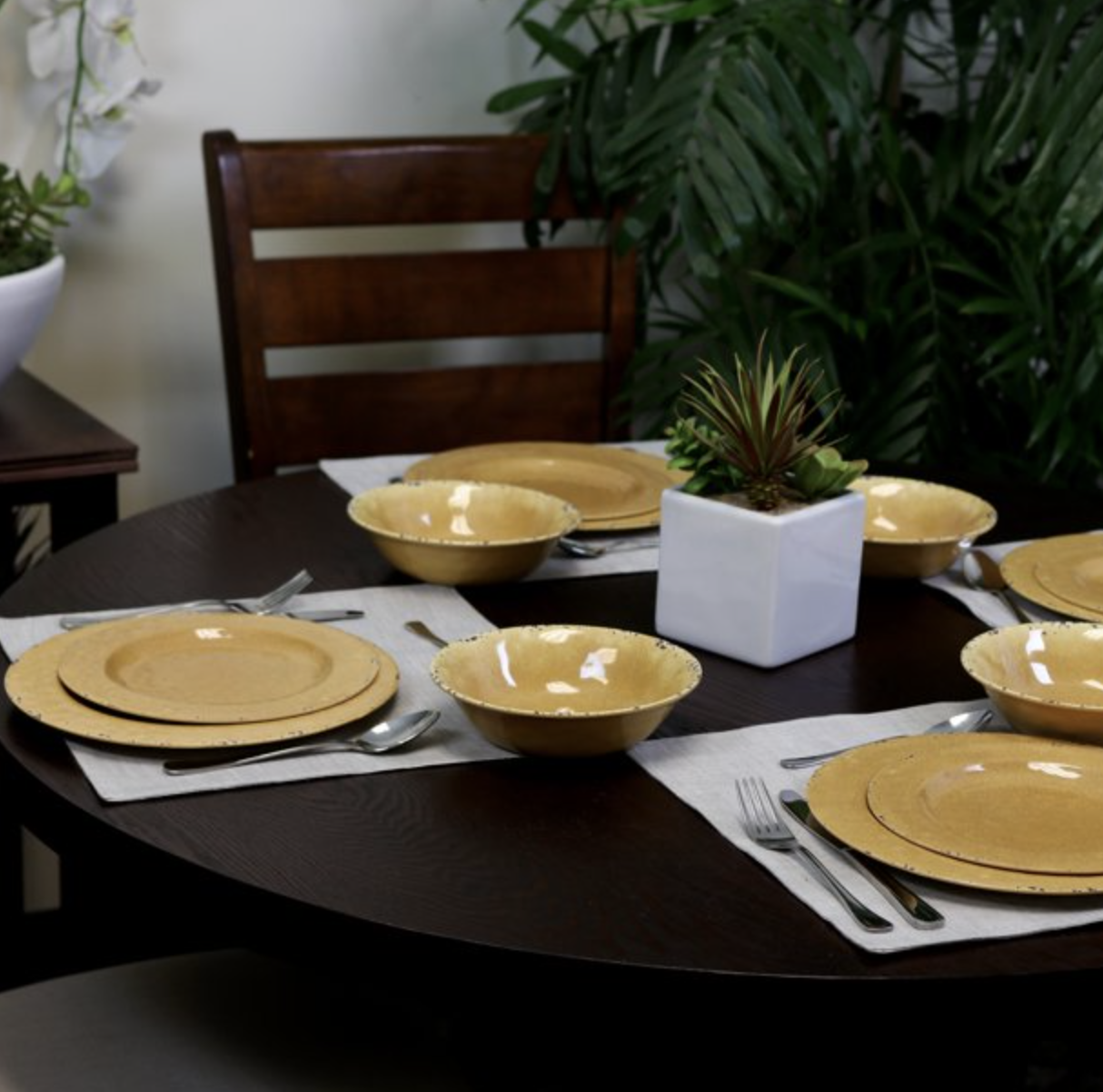 Gianna's Home 12 Piece Rustic Farmhouse Melamine Dinnerware Set, Service  for 4 (New Ivory)