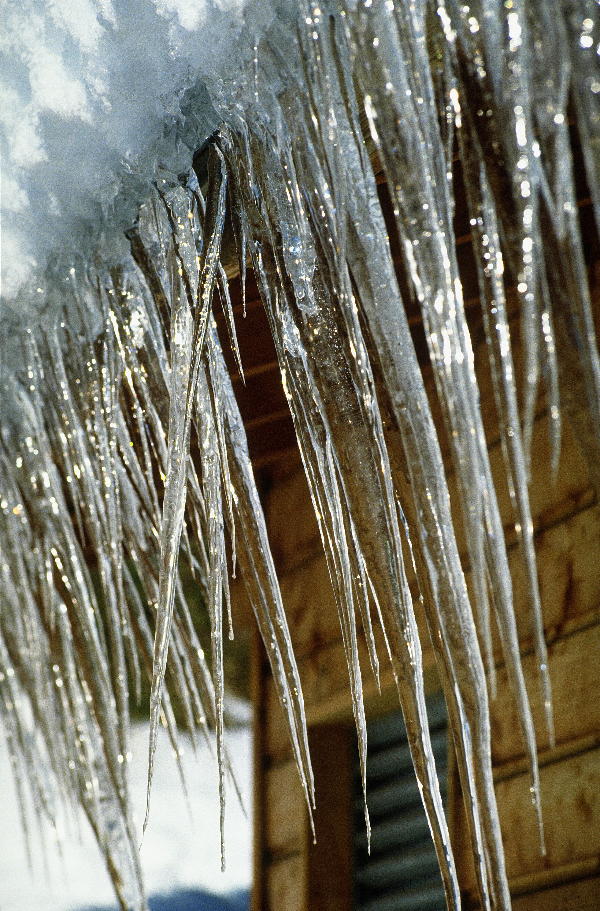 How to Make Big Paper Icicles