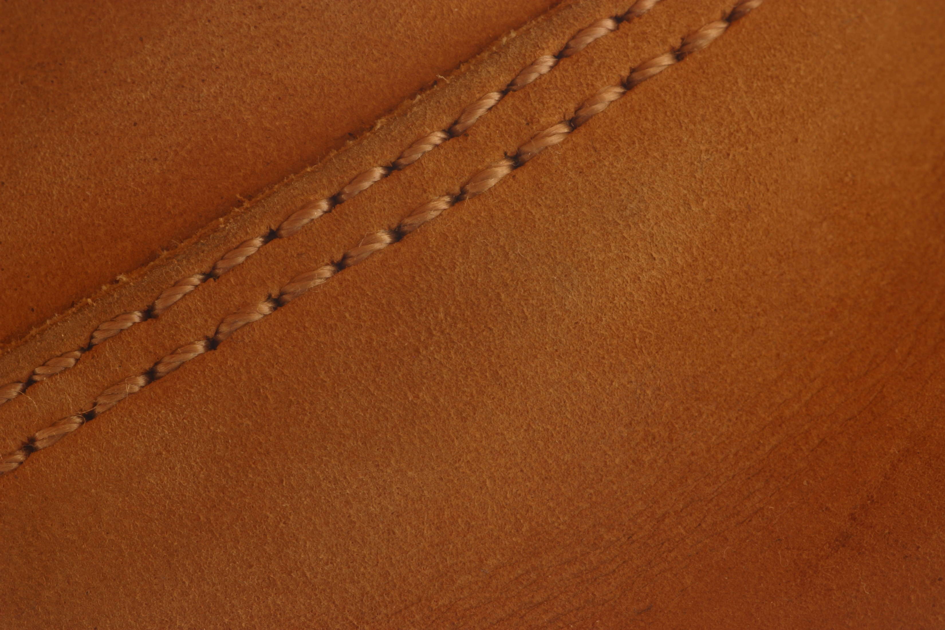 foretrække Præferencebehandling sende How to Clean Balenciaga Leather | ehow