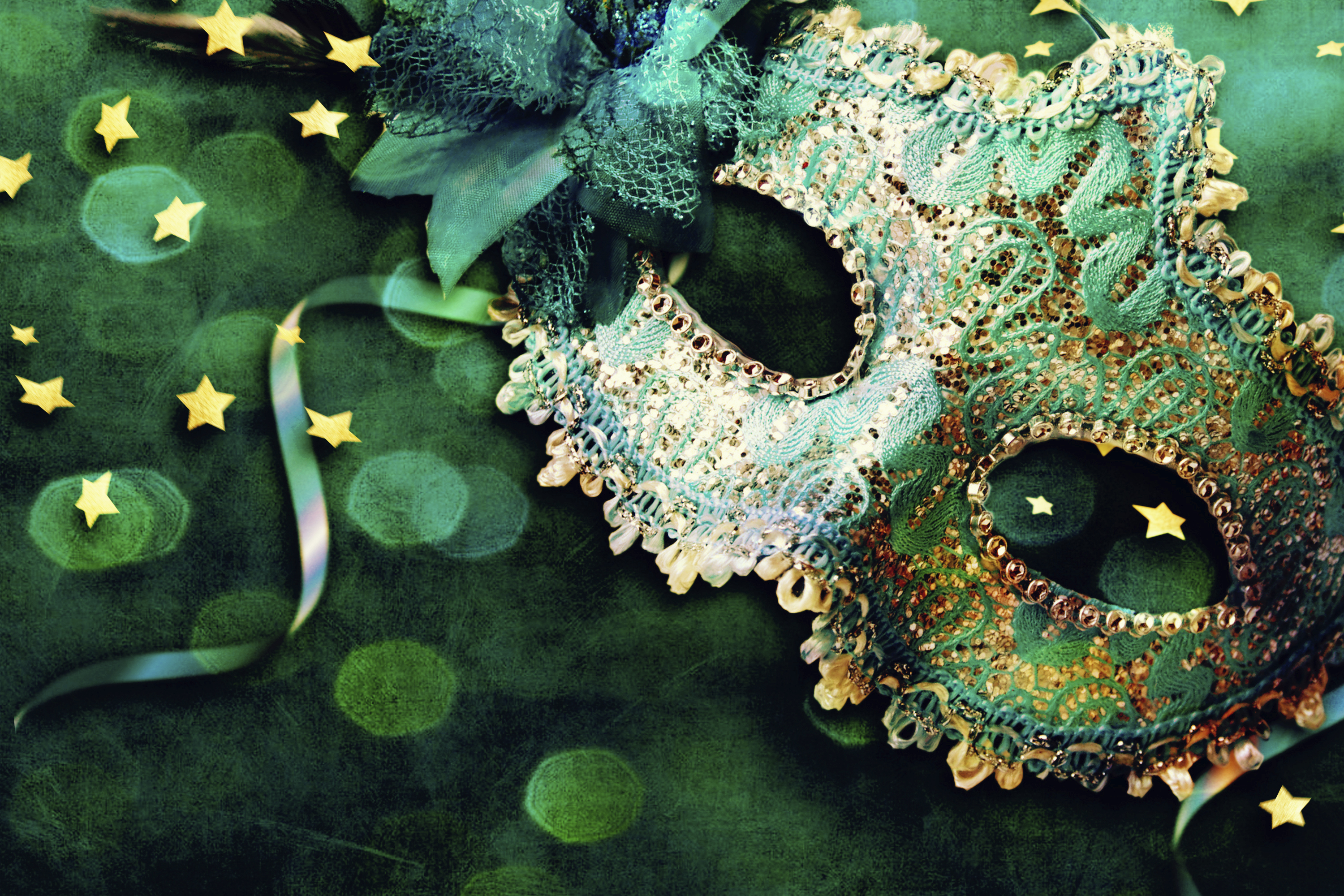 How To Throw A Classy Masquerade Party - Aleka's Get-Together