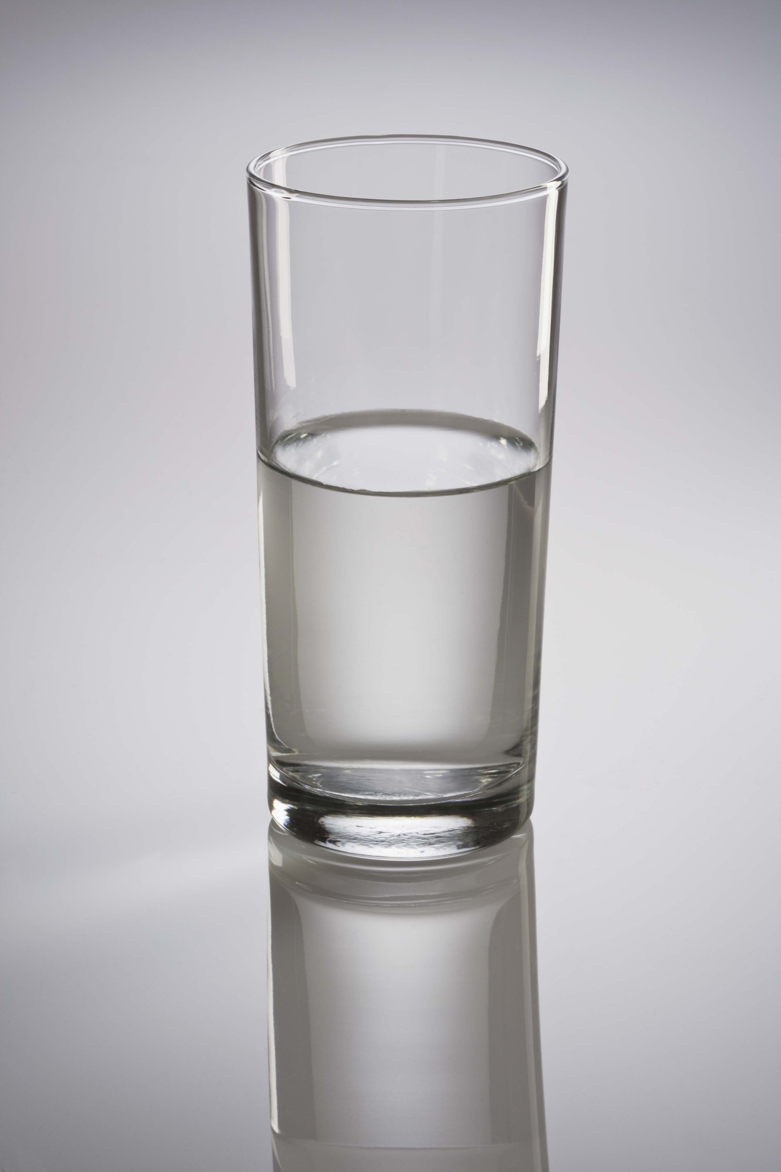 Половина стакана воды