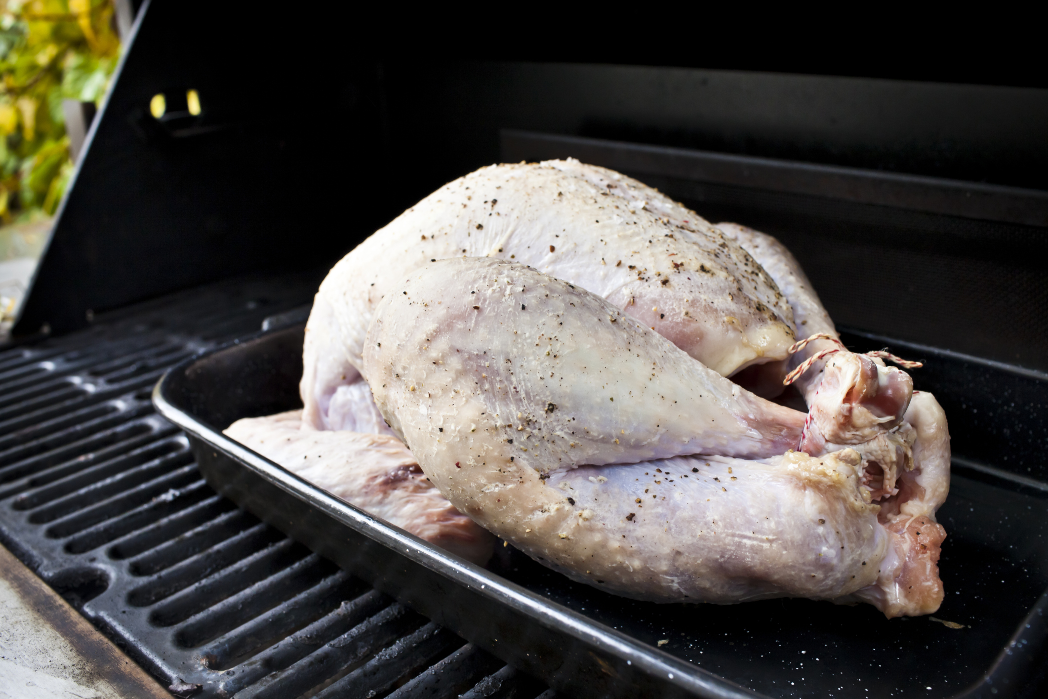 What is a Shallow Roasting Pan?