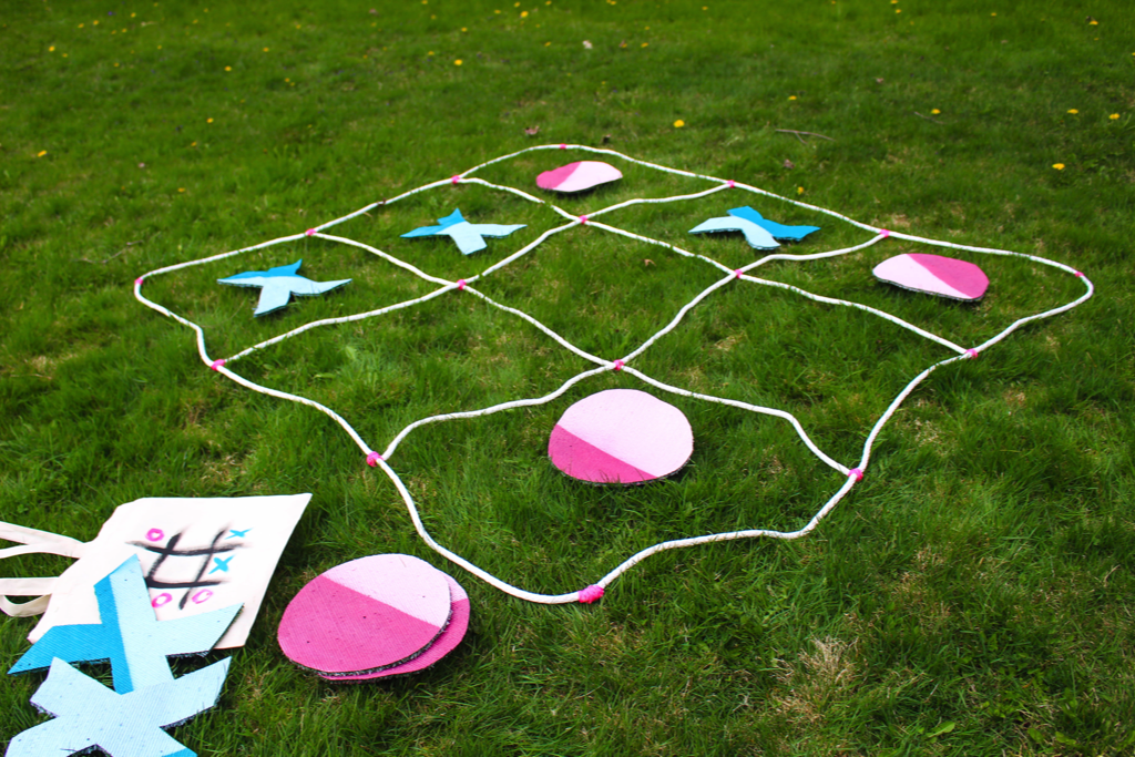 How to make Giant Tic Tac Toe Board Game from cardboard 