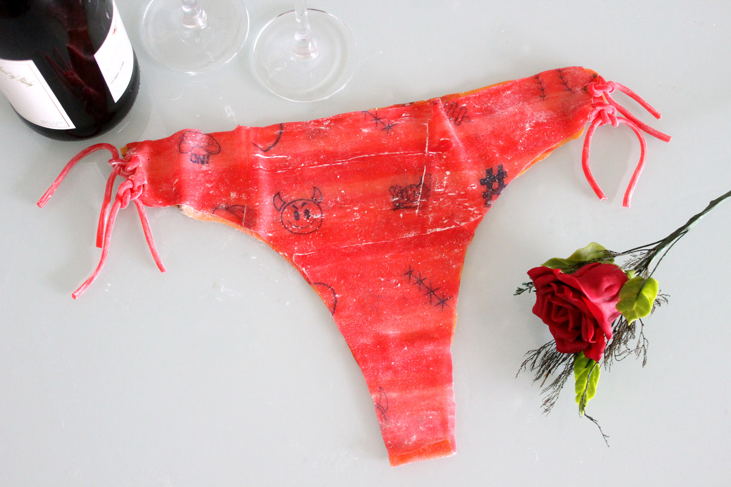 Knit Edible Underwear Out Of Licorice - Tutorial On How To Make Candy  Underwear