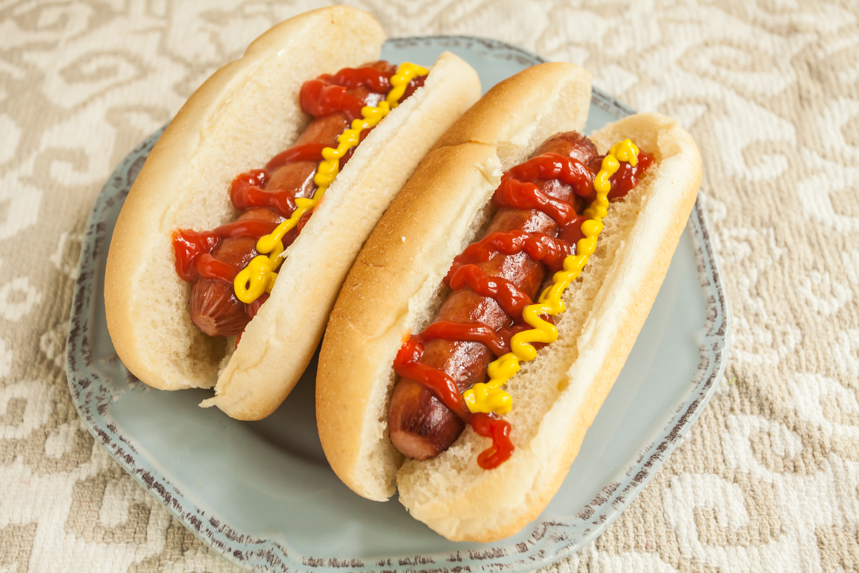 How to Cook the Perfect Hot Dog – Leite's Culinaria