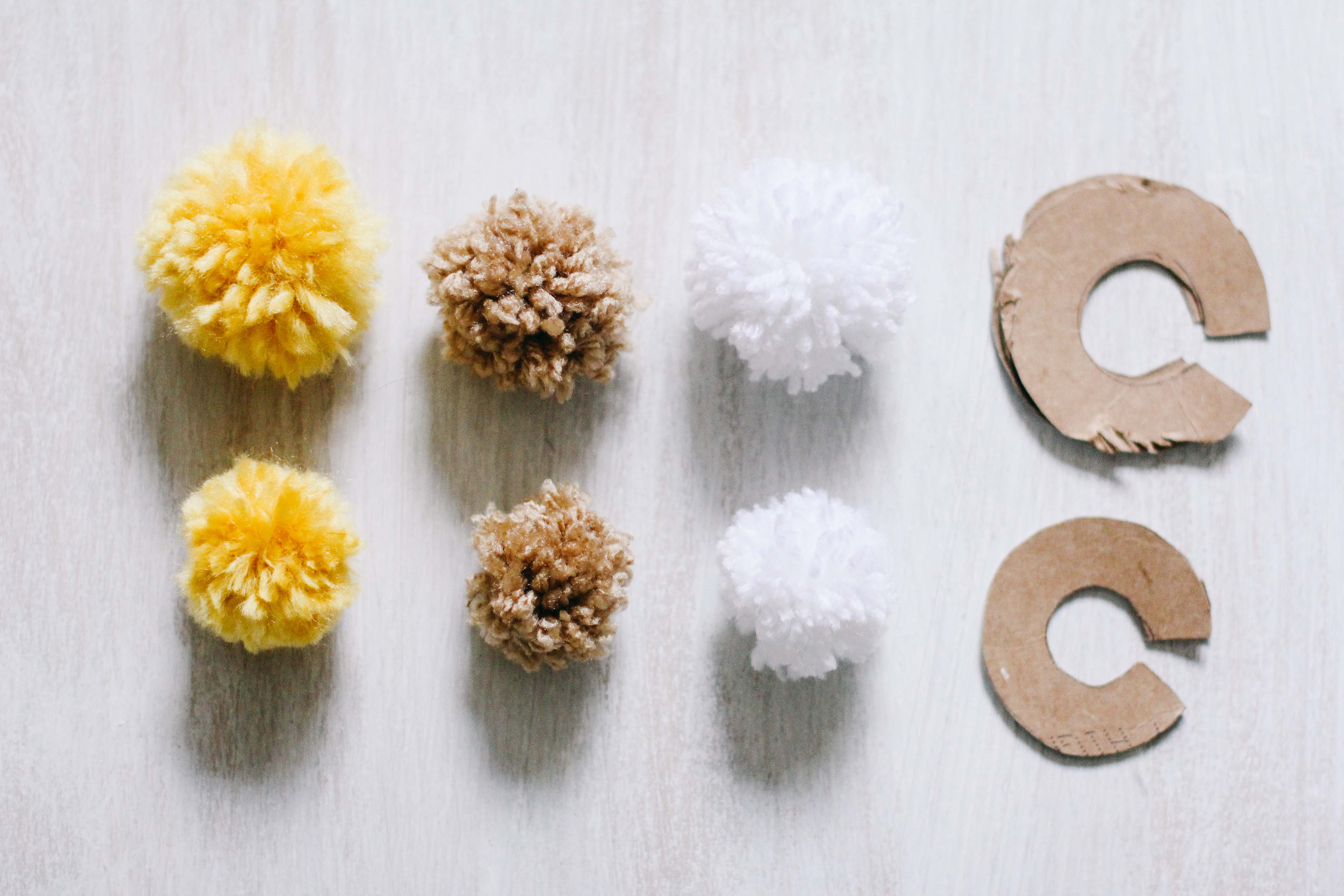 How to Make Yarn Pom-Poms