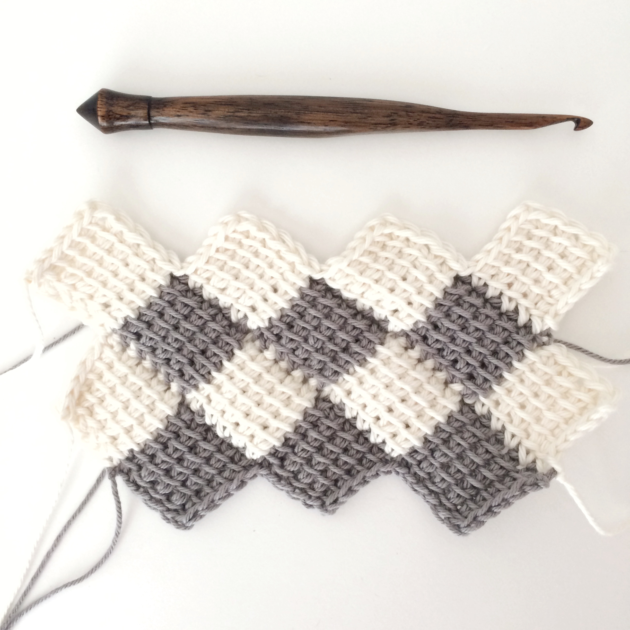 Entrelac Tunisian Crochet Pattern You Will Love - CrochetBeja
