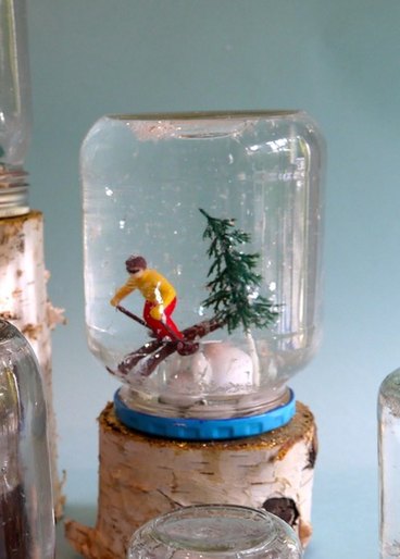 DIY Mason Jar Snow Globes