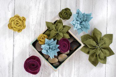 Felt succulents are not only full of color, texture and unique character, but they are a cinch to make.