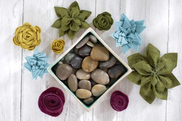 Felt succulents are not only full of color, texture and unique character, but they are a cinch to make.