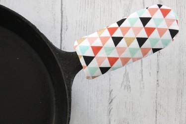 How to Sew a Skillet Handle Cover